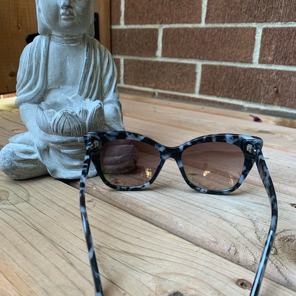Aldo Tortoise Sunglasses NWOT - Picture 4 of 9